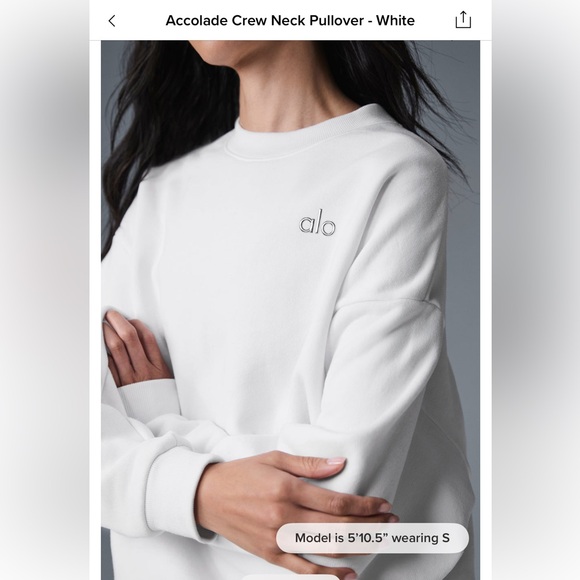 ALO Yoga Women's White Accolade Crew Neck Sweater - Picture 1 of 6